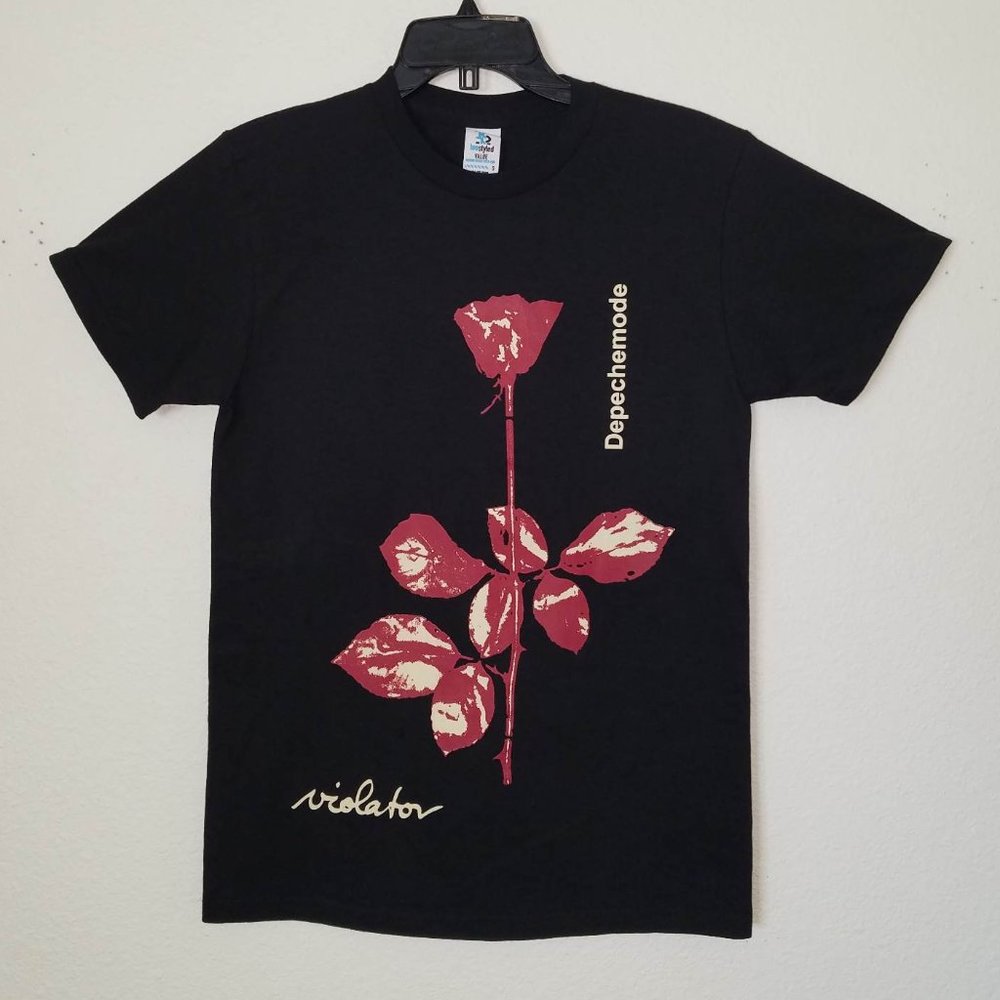 New "Depeche Mode Violator" Unisex Silkscreen T-Shirt. Available From Small–3XL.